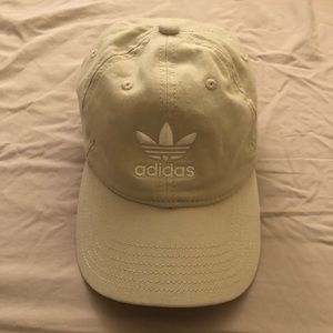 Adidas tan trefoil hat